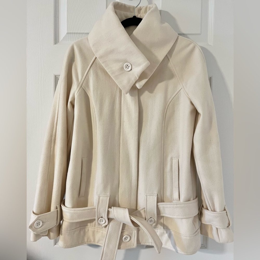 BB Dakota wool pea coat